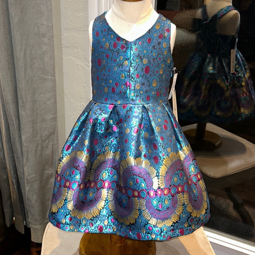 Beautiful Satin Dress with woven pattern SZ 4